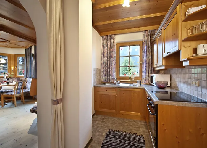 Brugger Apart-hotel 4*